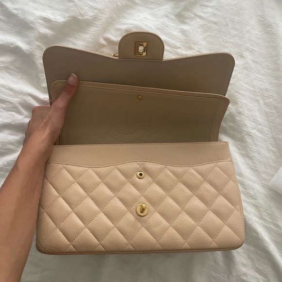 Chanel Classic Jumbo Beige Claire - Picture 13 of 15